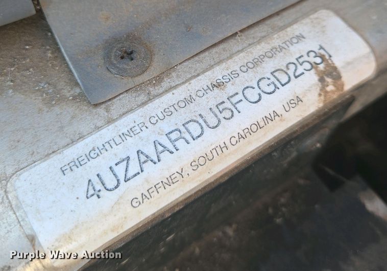 image for item EO0733 2015 Freightliner  delivery van