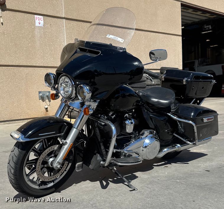 image for item EO0734 2018 Harley Davidson Electra Glide motorcycle