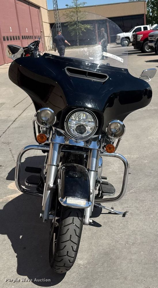 image for item EO0734 2018 Harley Davidson Electra Glide motorcycle