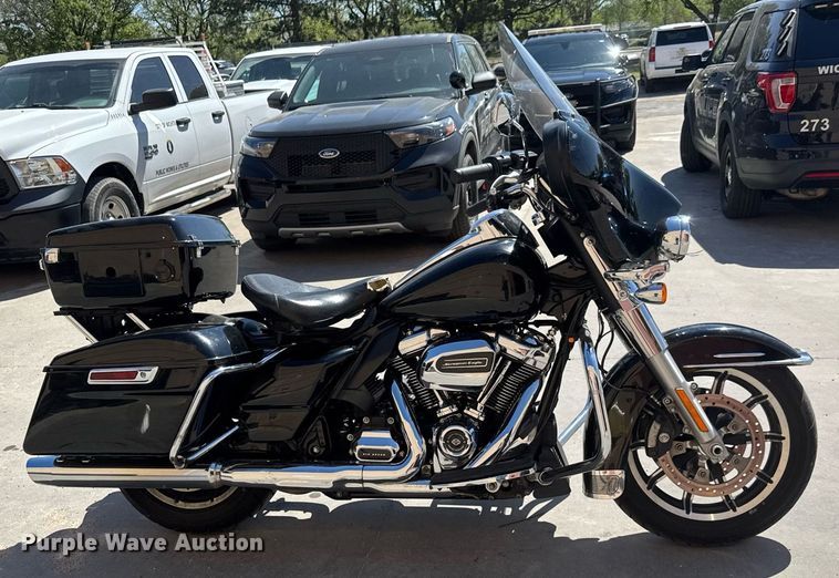 image for item EO0734 2018 Harley Davidson Electra Glide motorcycle