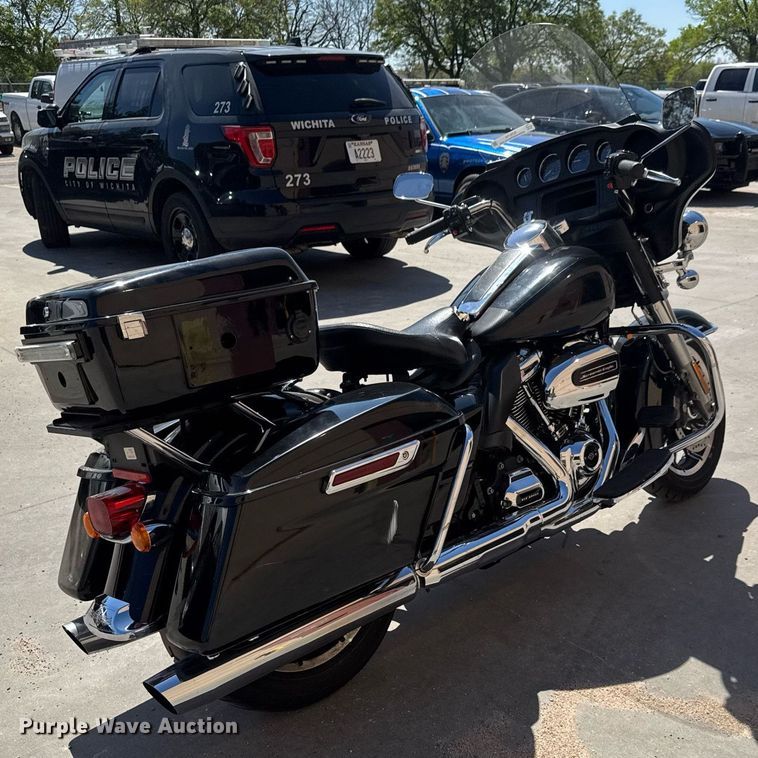 image for item EO0734 2018 Harley Davidson Electra Glide motorcycle