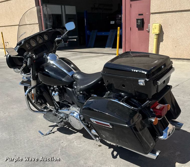 image for item EO0734 2018 Harley Davidson Electra Glide motorcycle