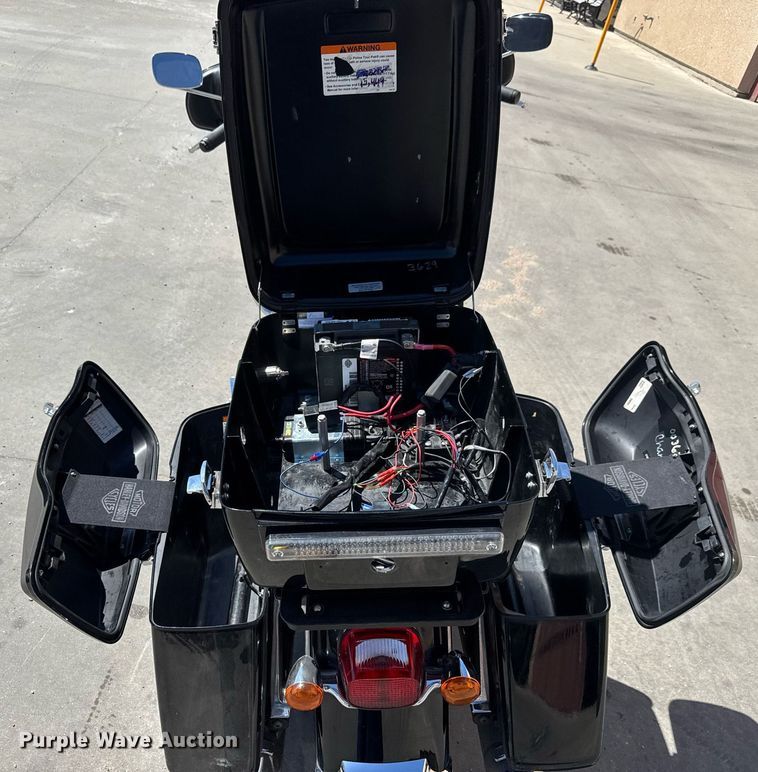 image for item EO0734 2018 Harley Davidson Electra Glide motorcycle