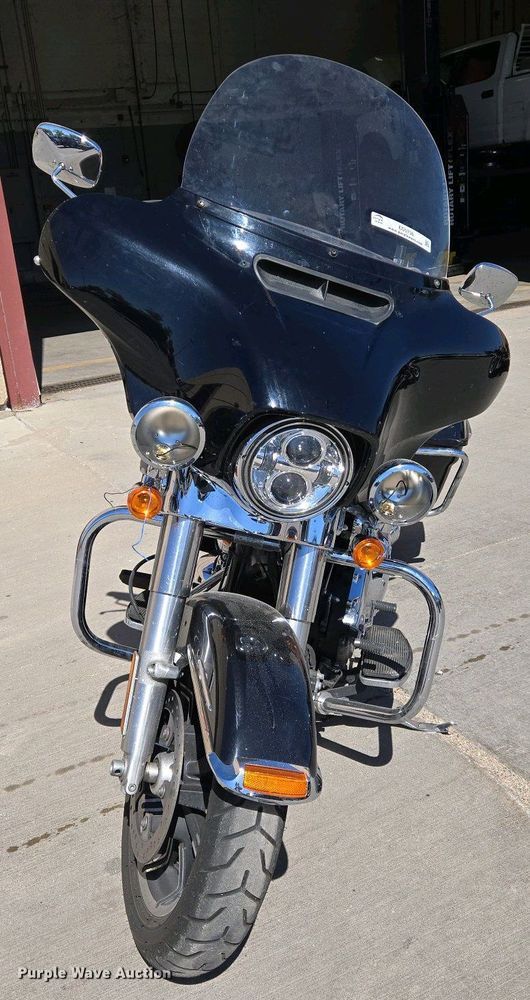 image for item EO0736 2017 Harley Davidson  Electra Glide  motorcycle