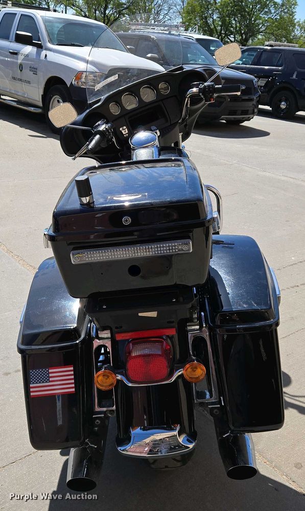 image for item EO0736 2017 Harley Davidson  Electra Glide  motorcycle