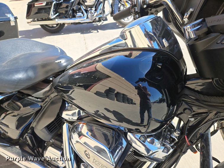 image for item EO0736 2017 Harley Davidson  Electra Glide  motorcycle