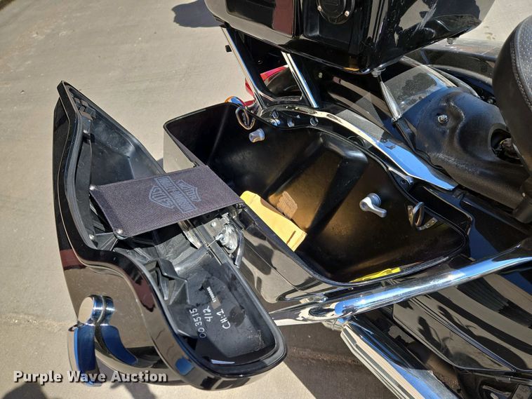 image for item EO0736 2017 Harley Davidson  Electra Glide  motorcycle