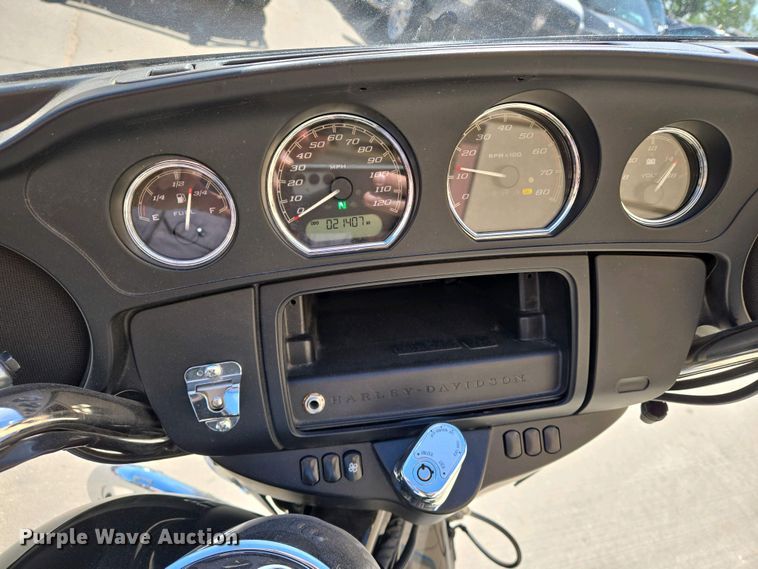 image for item EO0736 2017 Harley Davidson  Electra Glide  motorcycle