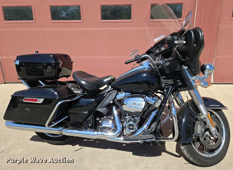 image for item EO0737 2017 Harley Davidson Electra Glide motorcycle