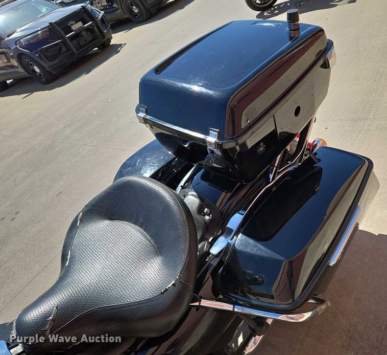 image for item EO0737 2017 Harley Davidson Electra Glide motorcycle