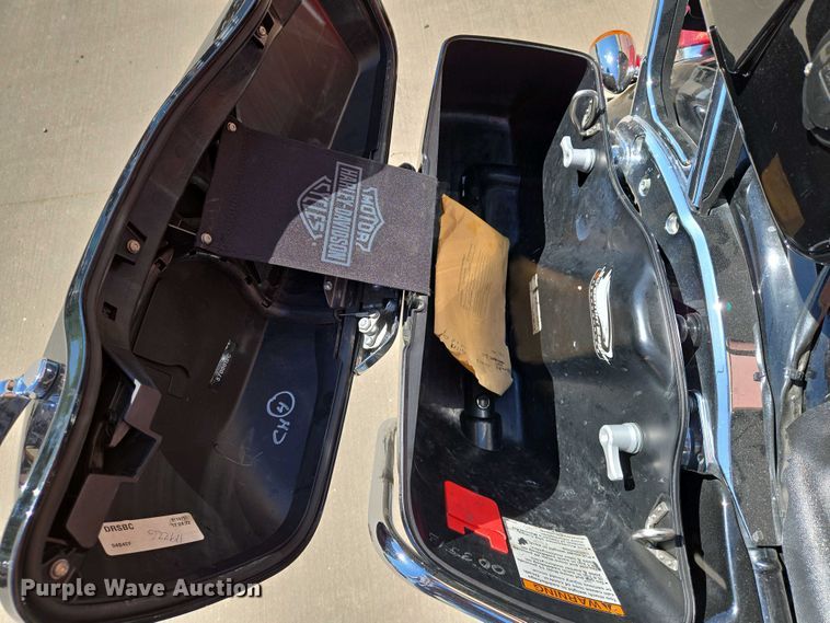 image for item EO0737 2017 Harley Davidson Electra Glide motorcycle