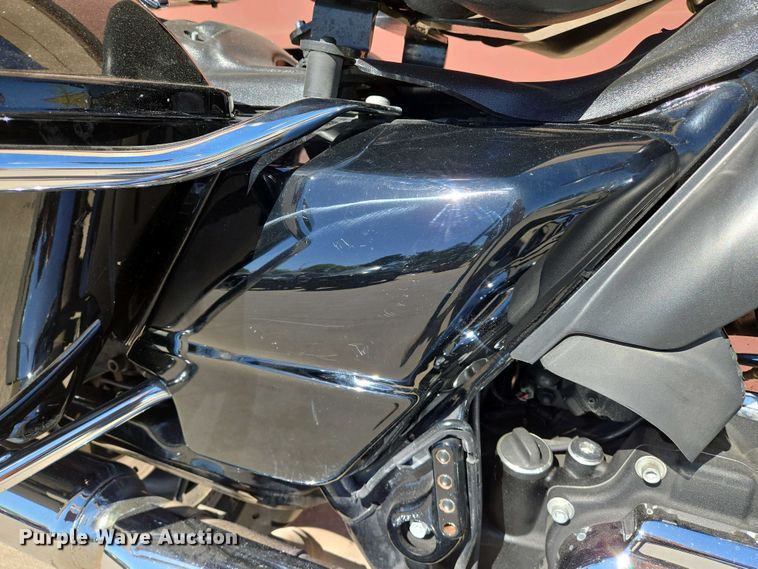 image for item EO0737 2017 Harley Davidson Electra Glide motorcycle