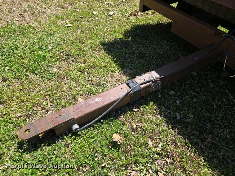 image for item EO0738 Turfco Mete-R-Matic III top dresser spreader