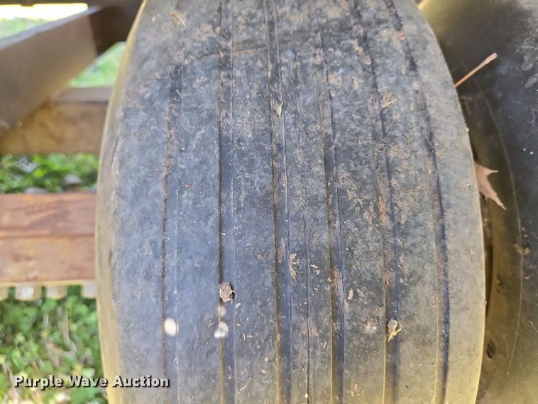 image for item EO0738 Turfco Mete-R-Matic III top dresser spreader