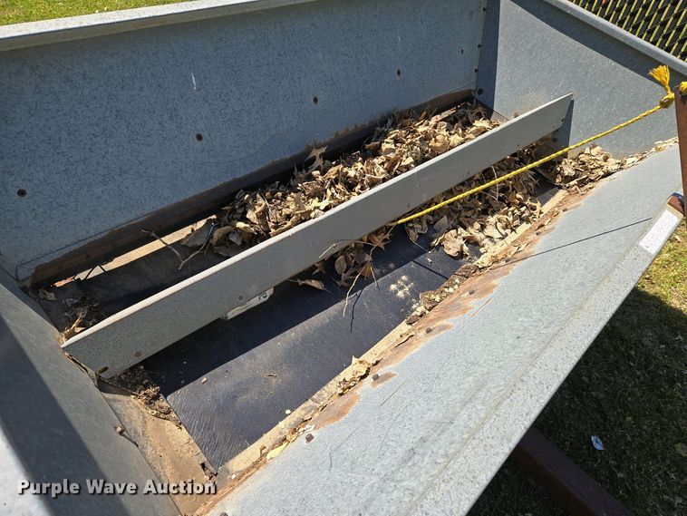 image for item EO0739 Turfco top dresser spreader