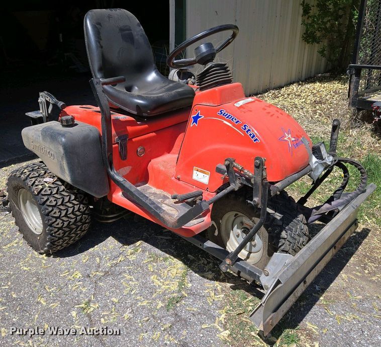 image for item EO0740 Smithco Super Star bunker rake