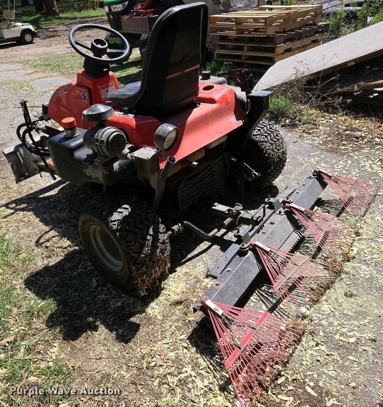 image for item EO0740 Smithco Super Star bunker rake