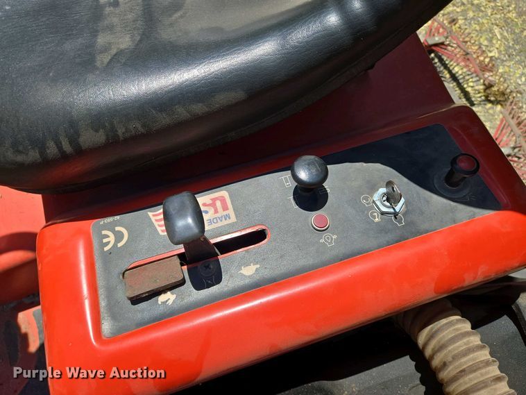 image for item EO0740 Smithco Super Star bunker rake