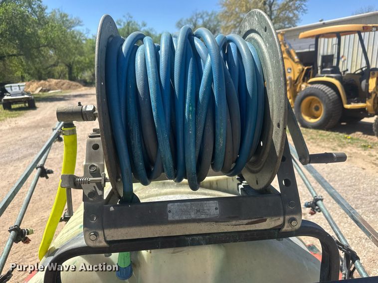 image for item EO0741 2001 Smithco Spray Star 1600 sprayer