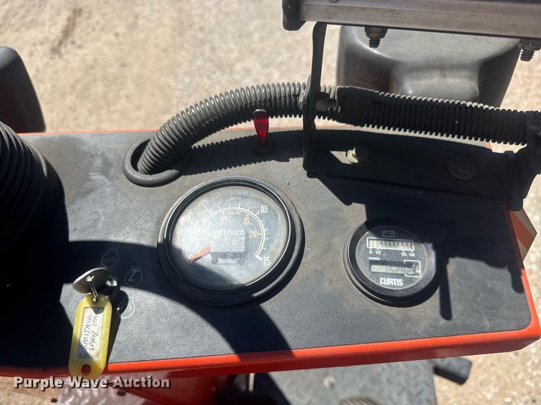 image for item EO0741 2001 Smithco Spray Star 1600 sprayer