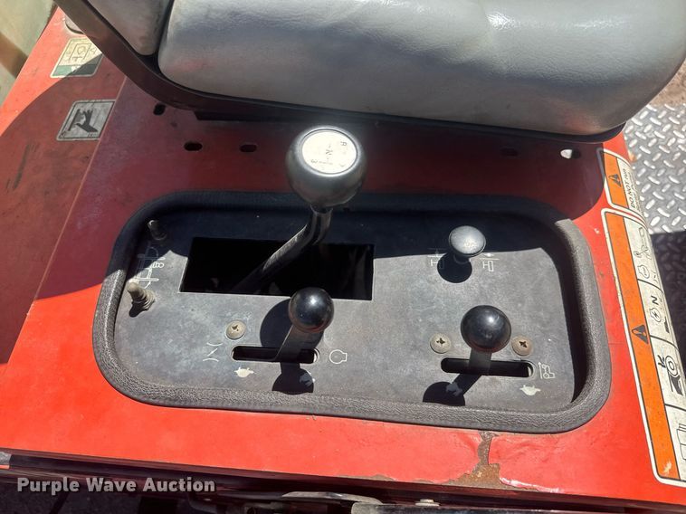 image for item EO0741 2001 Smithco Spray Star 1600 sprayer