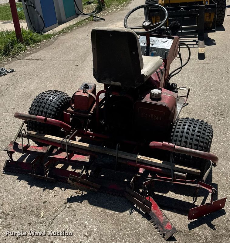 image for item EO0742 Toro Sand Pro 14 bunker rake