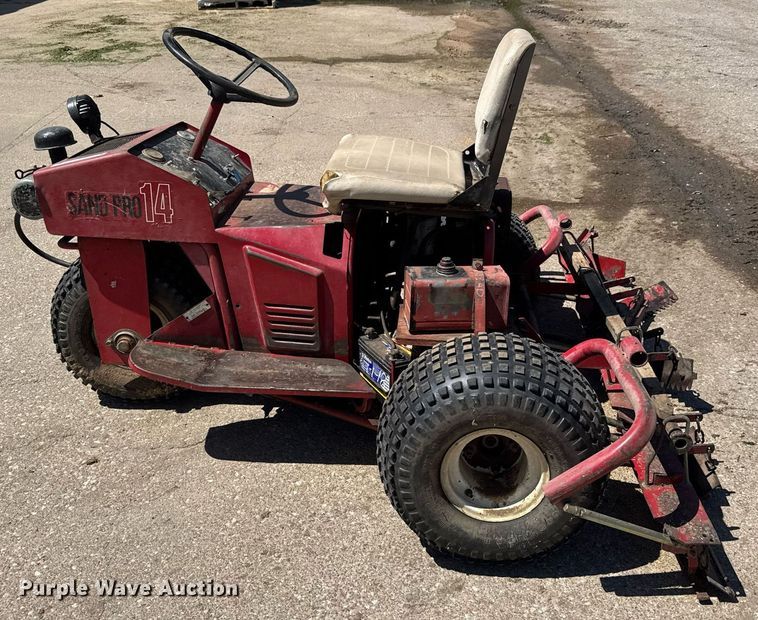 image for item EO0742 Toro Sand Pro 14 bunker rake