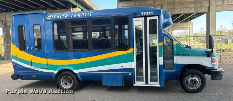 image for item EO0743 2015 Eldorado Aerotech E450 shuttle bus