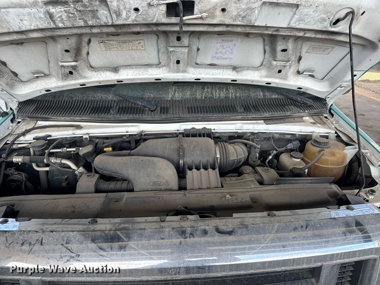 image for item EO0743 2015 Eldorado Aerotech E450 shuttle bus