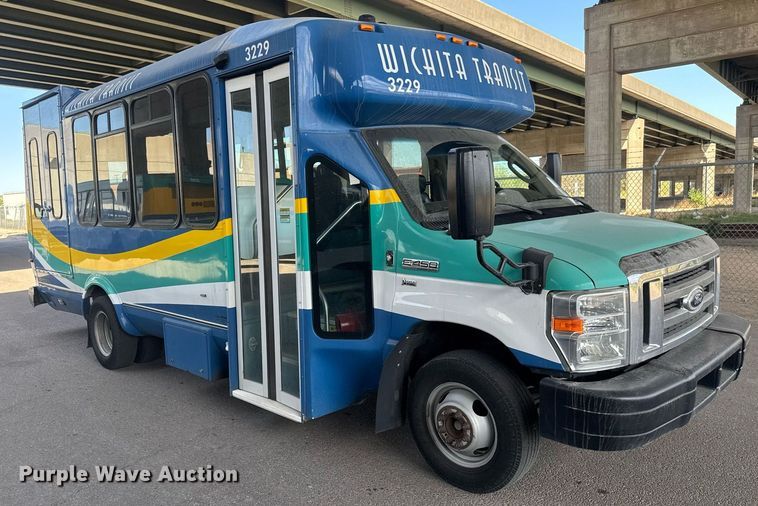 image for item EO0744 2016 Eldorado Aerotech E450 shuttle bus