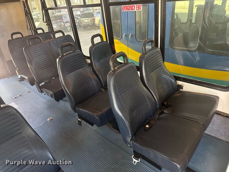 image for item EO0744 2016 Eldorado Aerotech E450 shuttle bus