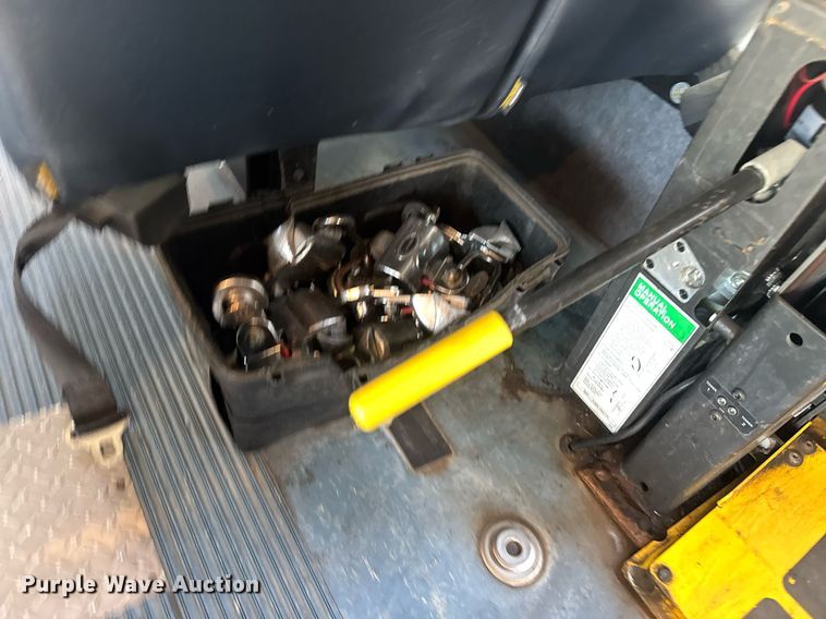 image for item EO0744 2016 Eldorado Aerotech E450 shuttle bus