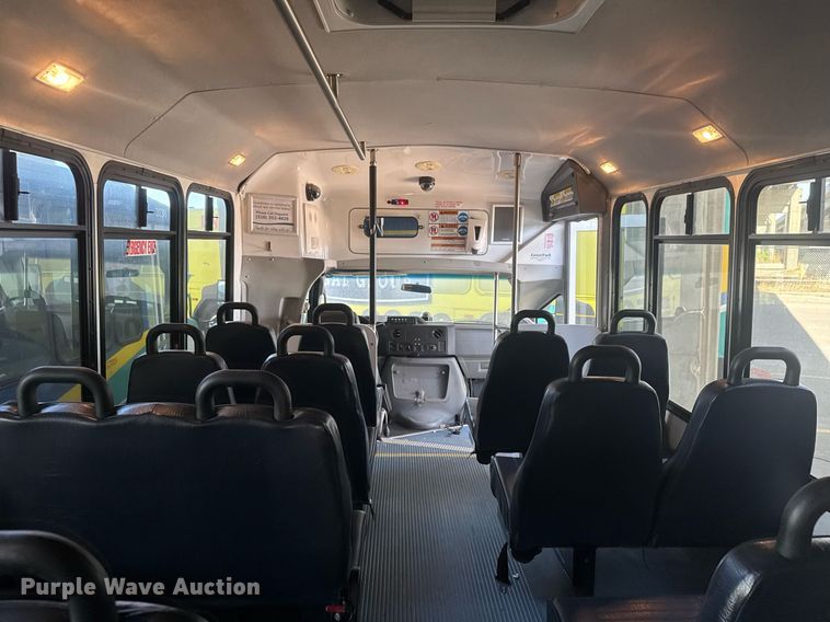 image for item EO0744 2016 Eldorado Aerotech E450 shuttle bus