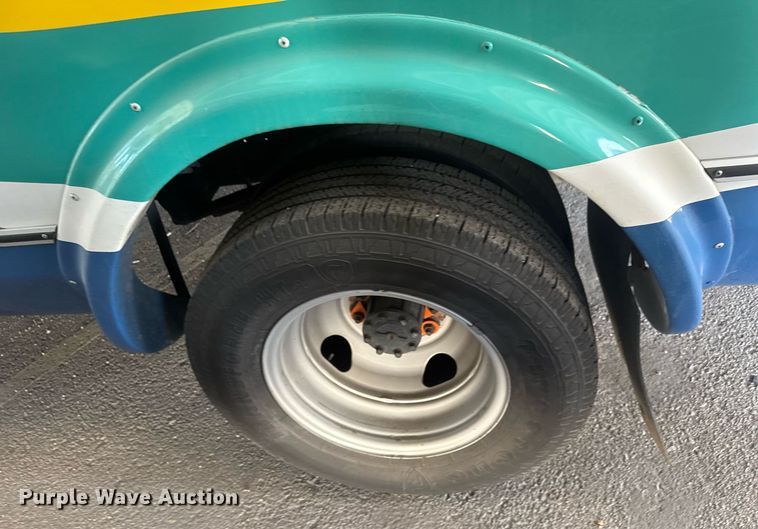 image for item EO0744 2016 Eldorado Aerotech E450 shuttle bus