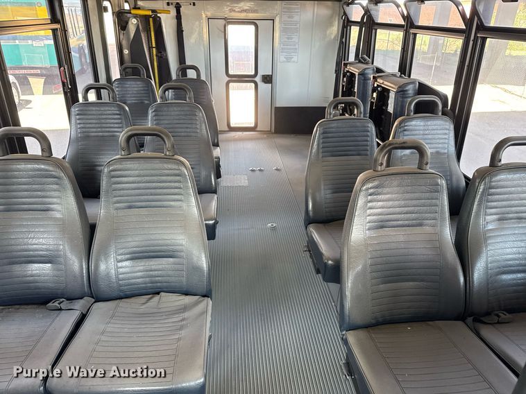 image for item EO0745 2015 Eldorado Aerotech E450 shuttle bus