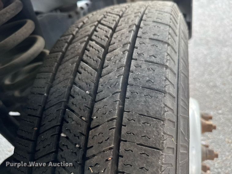 image for item EO0745 2015 Eldorado Aerotech E450 shuttle bus