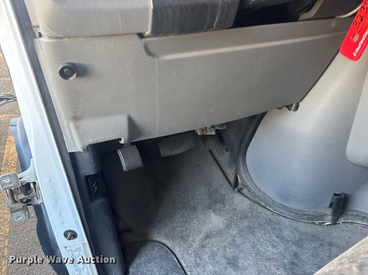 image for item EO0746 2016 Eldorado Aerotech E450 shuttle bus