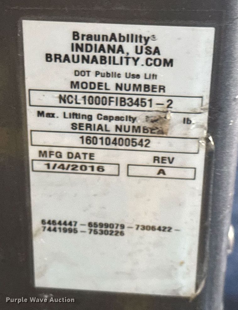 image for item EO0746 2016 Eldorado Aerotech E450 shuttle bus