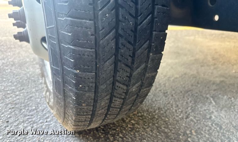 image for item EO0746 2016 Eldorado Aerotech E450 shuttle bus