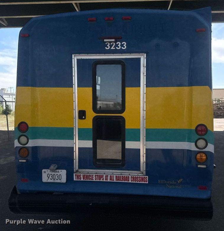 image for item EO0747 2016 Eldorado Aerotech E450 shuttle bus