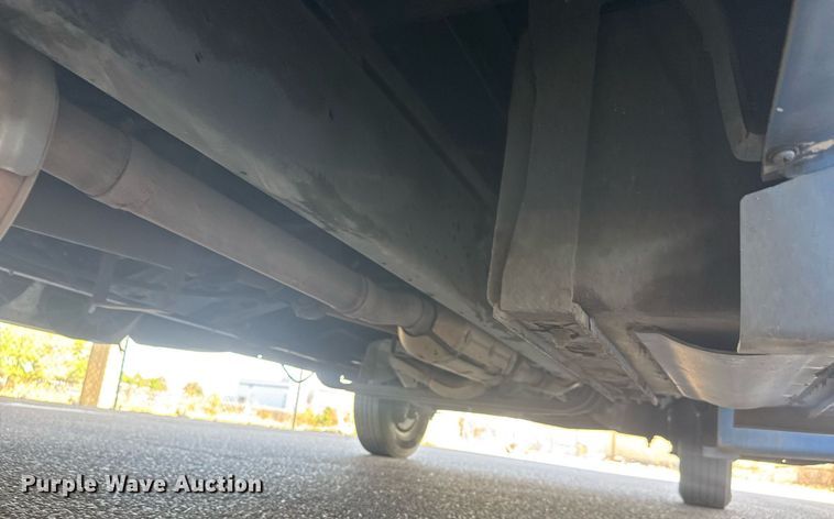 image for item EO0747 2016 Eldorado Aerotech E450 shuttle bus