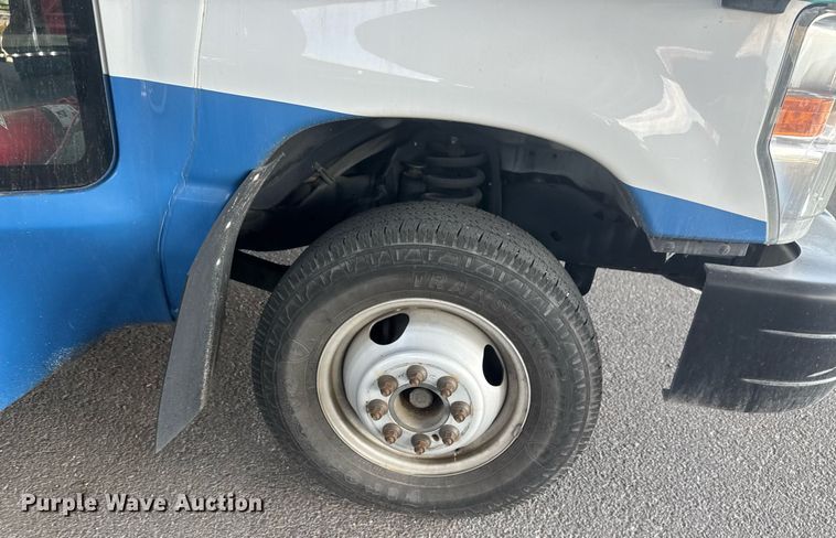 image for item EO0747 2016 Eldorado Aerotech E450 shuttle bus