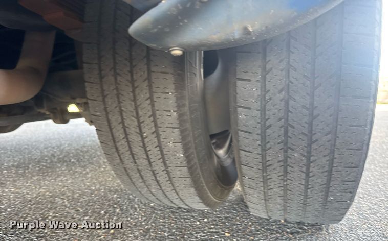 image for item EO0747 2016 Eldorado Aerotech E450 shuttle bus