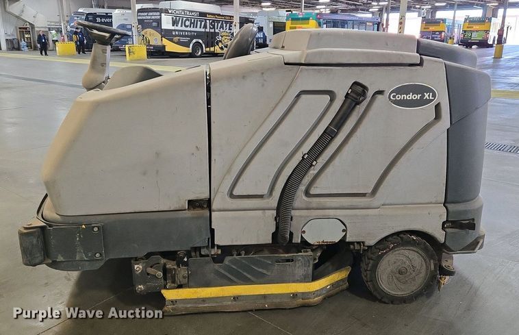 image for item EO0750 Condor  XL floor scrubber 