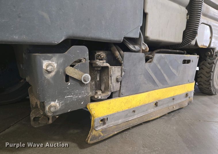 image for item EO0750 Condor  XL floor scrubber 