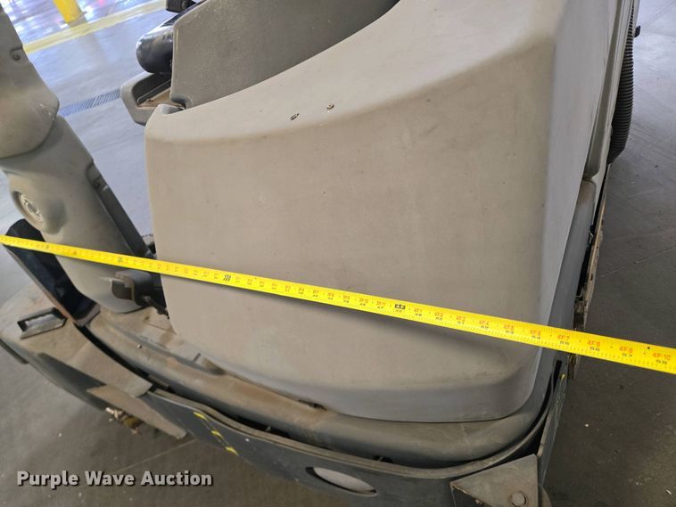 image for item EO0750 Condor  XL floor scrubber 