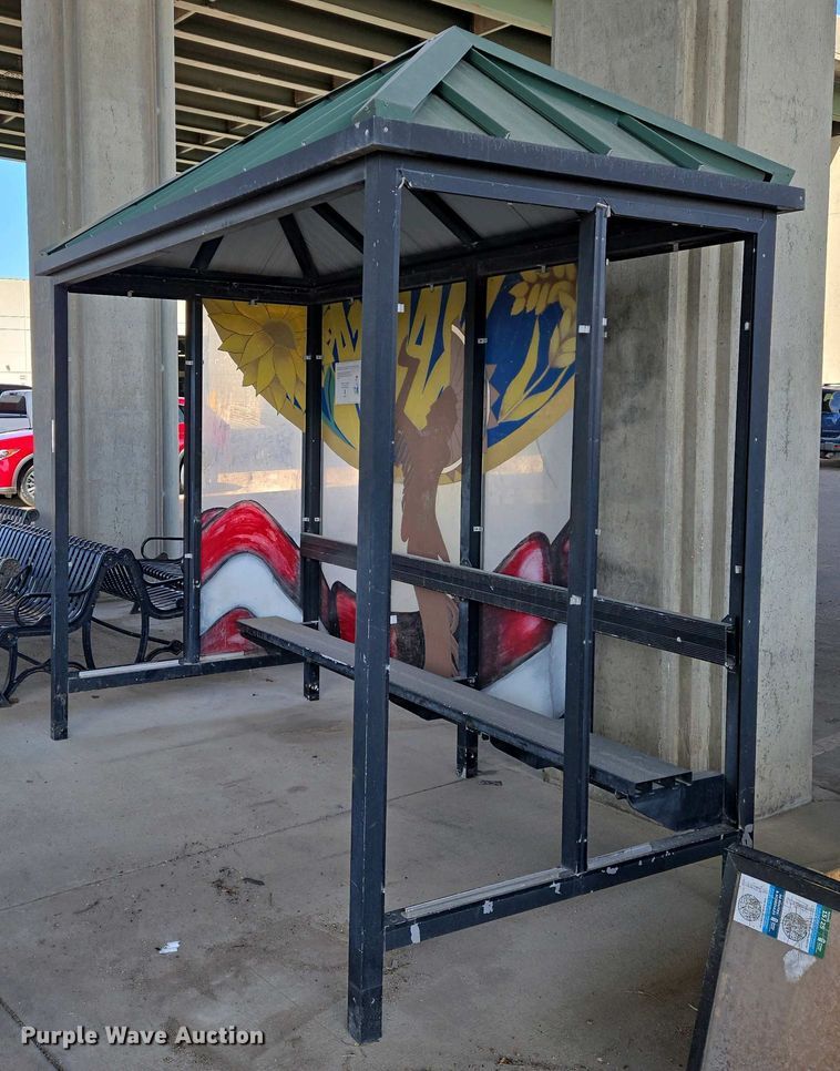 image for item EO0754 Bus stop shelter