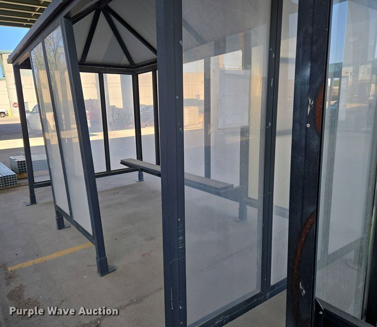 image for item EO0756 Bus stop shelter