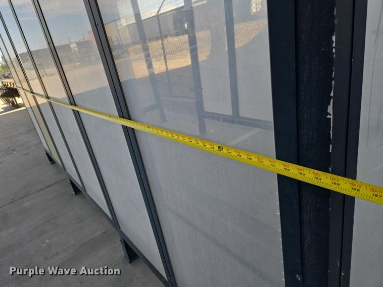 image for item EO0756 Bus stop shelter