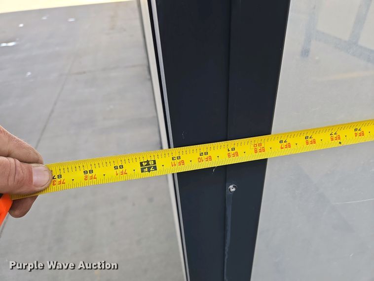 image for item EO0756 Bus stop shelter